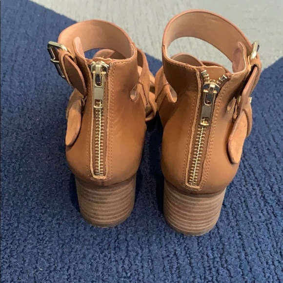 Steven Elinda sandal sz 7.5 - Picture 4 of 5